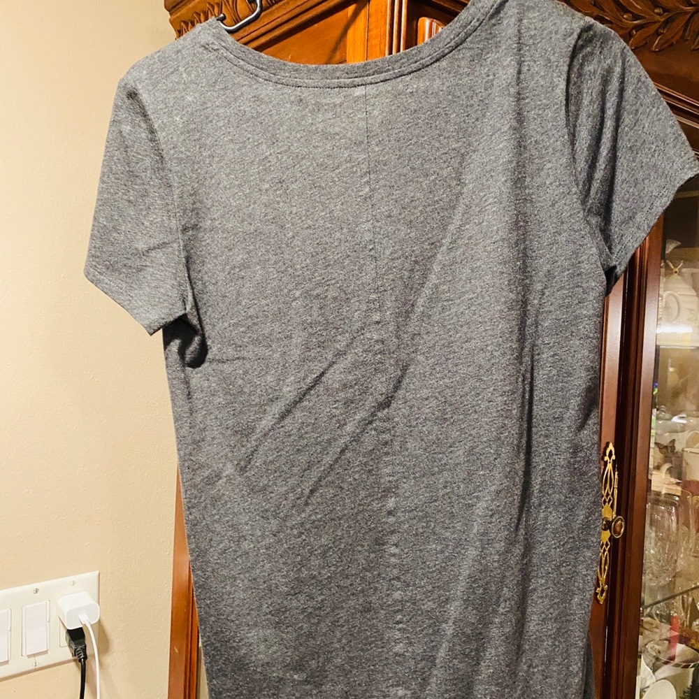 Loft Gray Stars Short Sleeve-Shirt EUC NWOT - Picture 2 of 7